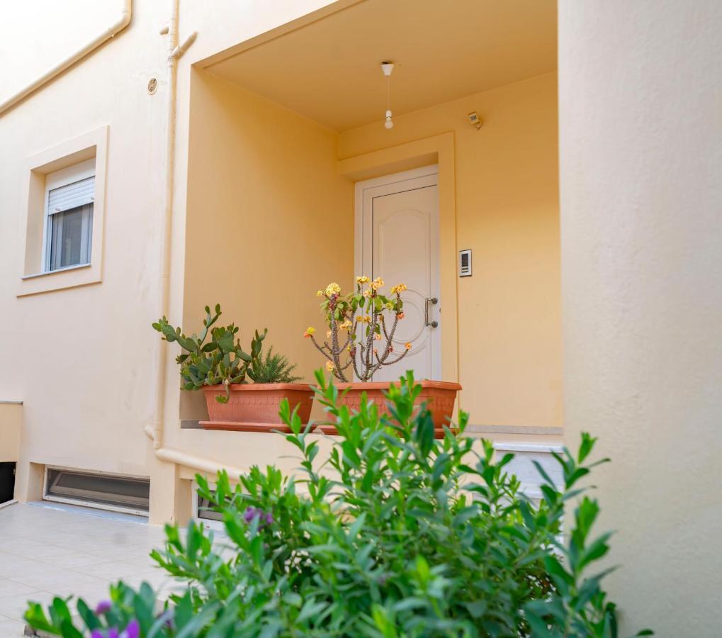 A Quiet Apartment Close To The Sea Gouves Buitenkant foto