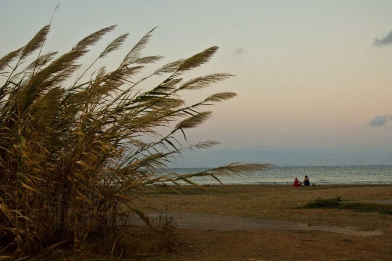 A Quiet Apartment Close To The Sea Gouves Buitenkant foto